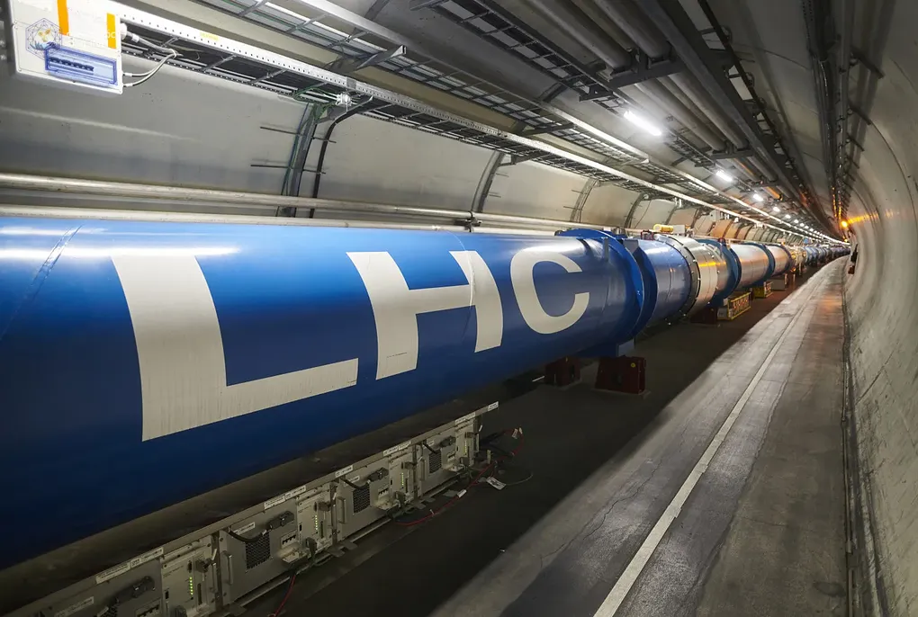Máy gia tốc hạt lớn (LHC) khu vực biên giới Pháp - Thụy Sĩ ngày 22/4/2022. Ảnh: CERN